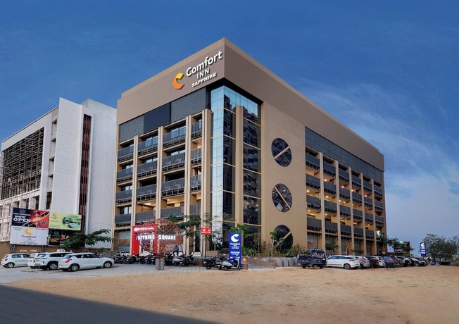 Imagen general del Hotel Comfort Inn sapphire Chandkheda. Foto 1