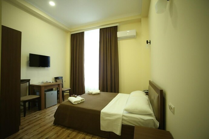 Imagen de la habitación del Hotel Comfort, Kutaisi. Foto 17
