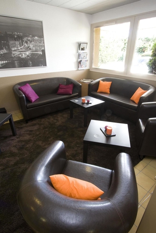 Imagen del bar/restaurante del Hotel Comfort Linas Montlhery. Foto 3