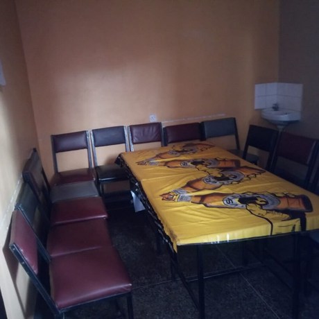 Imagen del bar/restaurante del Hotel Comfort Lodge. Foto 5