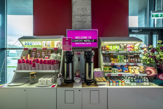 Imagen del bar/restaurante del Hotel Comfort Lt - Rock 'n' Roll Vilnius. Foto 2