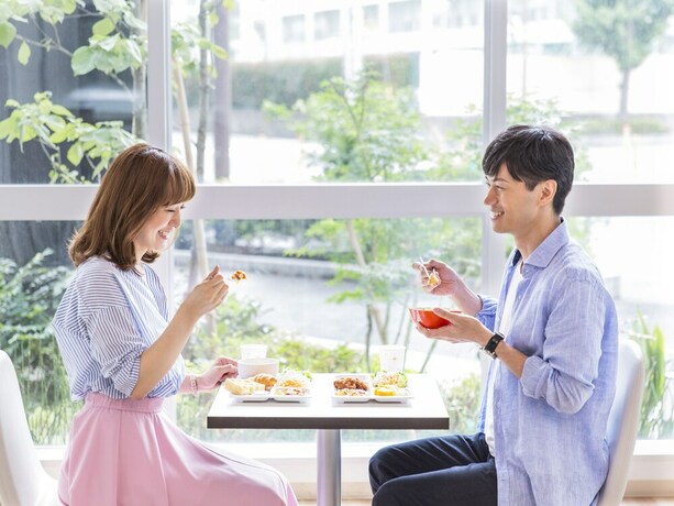 Imagen del bar/restaurante del Hotel Comfort Matsuyama. Foto 3