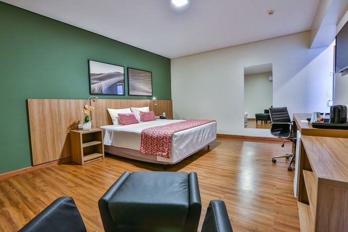 Imagen de la habitación del Hotel Comfort Mogi Gua&ccedil;u. Foto 4