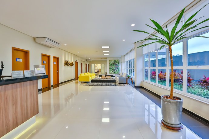 Imagen de los interiores del Hotel Comfort Mogi Gua&ccedil;u. Foto 15