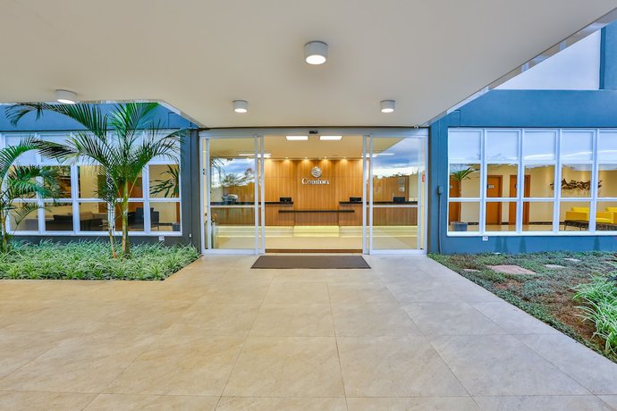 Imagen de los interiores del Hotel Comfort Mogi Gua&ccedil;u. Foto 16