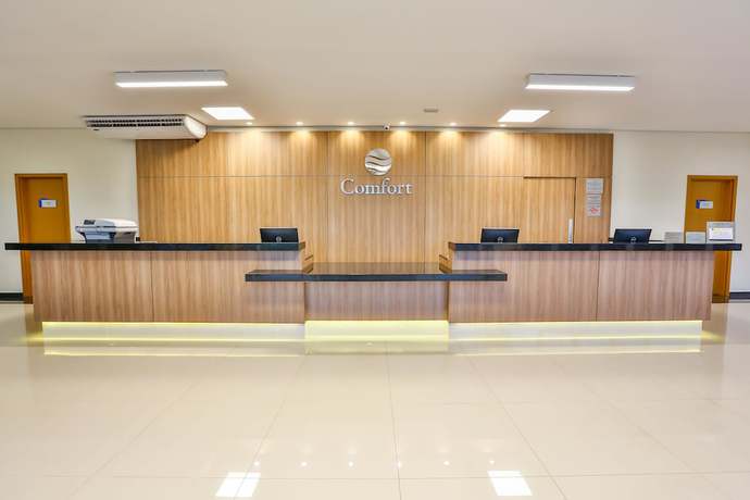 Imagen de los interiores del Hotel Comfort Mogi Gua&ccedil;u. Foto 18