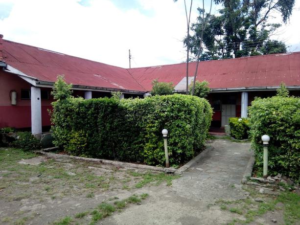 Imagen de los exteriores del Hotel Comfort Motel. Foto 9