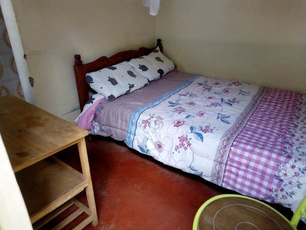 Imagen de la habitación del Hotel Comfort Motel. Foto 4