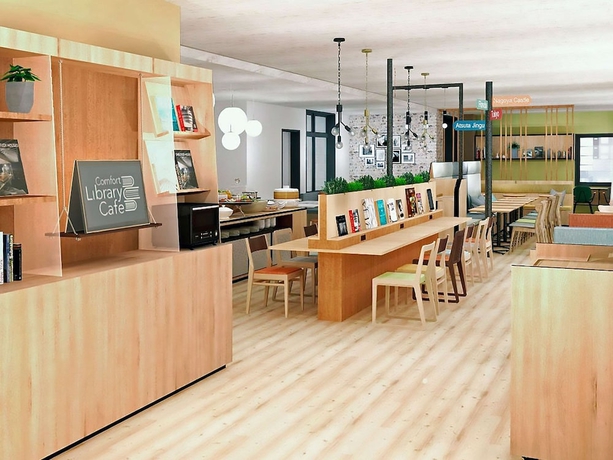 Imagen de los interiores del Hotel Comfort Nagoya Kanayama. Foto 10