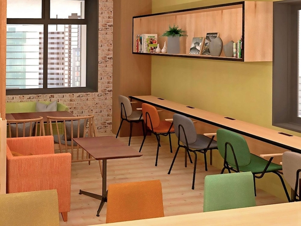 Imagen de los interiores del Hotel Comfort Nagoya Kanayama. Foto 15