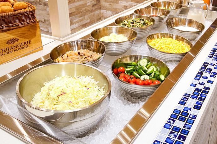 Imagen del bar/restaurante del Hotel Comfort Nagoya Shinkansenguchi. Foto 3