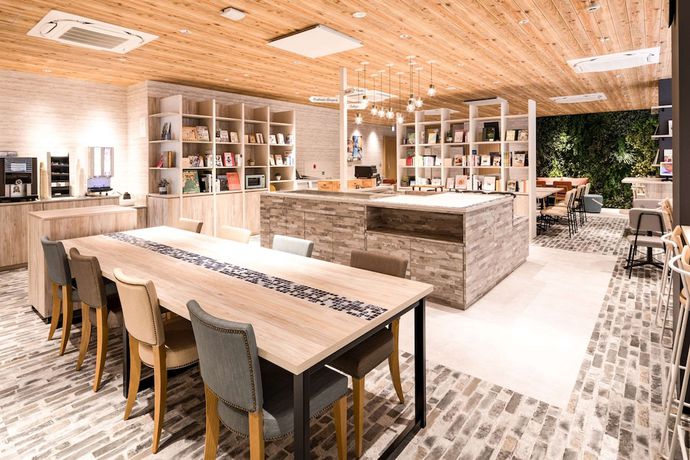 Imagen del bar/restaurante del Hotel Comfort Nagoya Shinkansenguchi. Foto 4