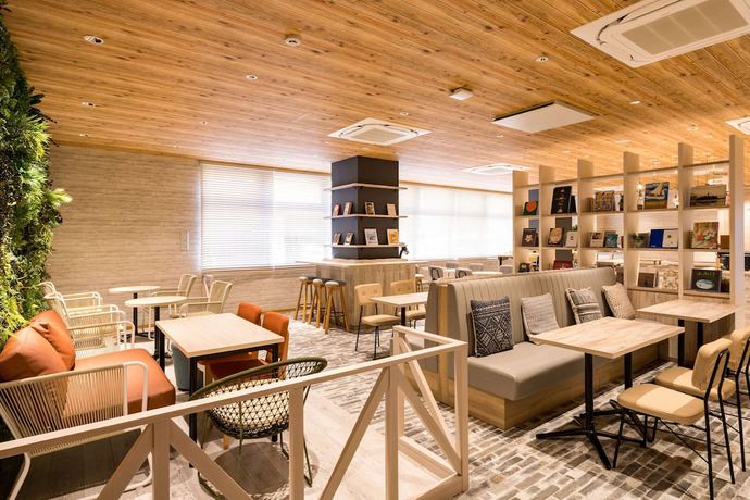 Imagen del bar/restaurante del Hotel Comfort Nagoya Shinkansenguchi. Foto 9