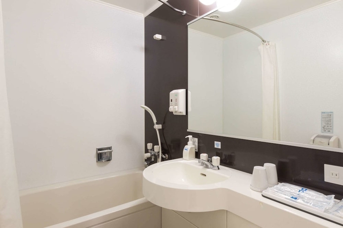 Imagen de la habitación del Hotel Comfort Naha Prefectural Office. Foto 18