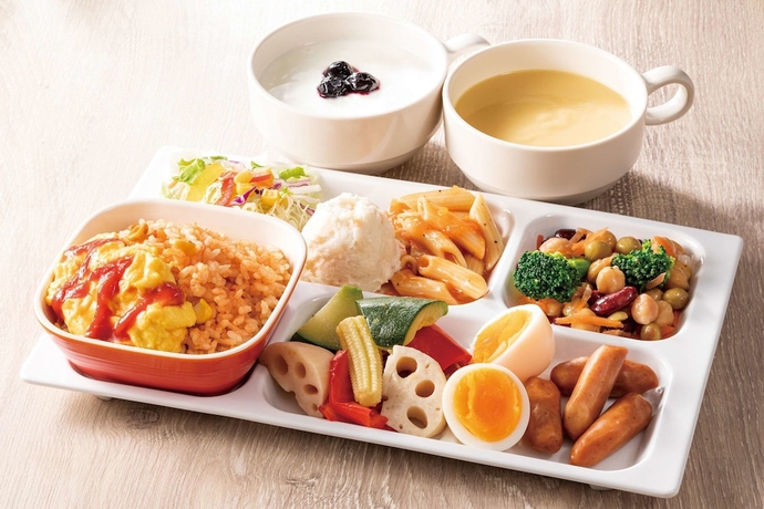 Imagen del bar/restaurante del Hotel Comfort Naha Prefectural Office. Foto 10