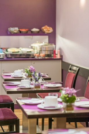 Imagen del bar/restaurante del Hotel Comfort Nation Pere Lachaise Paris 11. Foto 8