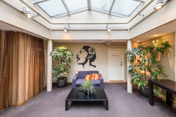 Imagen de los interiores del Hotel Comfort Park. Foto 12