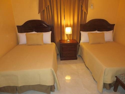 Imagen de la habitación del Hotel Comfort Plus, Hinche. Foto 2