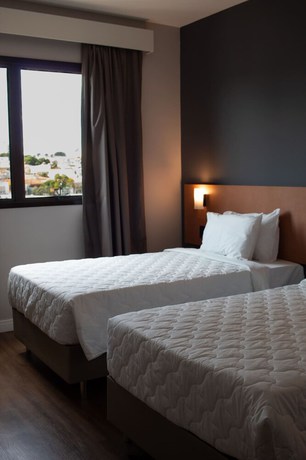 Imagen de la habitación del Hotel Comfort Presidente Prudente. Foto 3