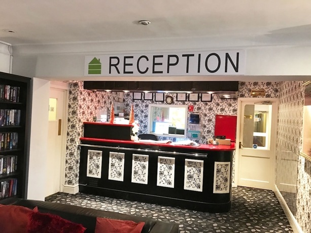 Imagen de los interiores del Hotel Comfort Reading West. Foto 19