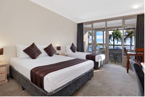 Imagen de la habitación del Hotel Comfort Resort Waters Edge. Foto 3