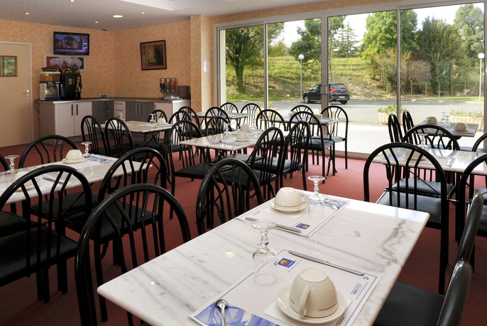 Imagen del bar/restaurante del Hotel Comfort Saintes. Foto 4