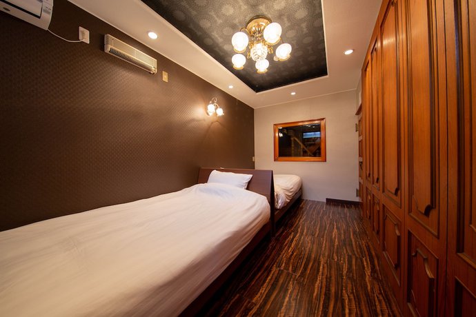 Imagen de la habitación del Hotel Comfort Self E-time. Foto 11