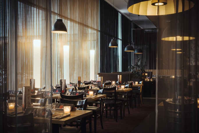 Imagen del bar/restaurante del Hotel Comfort Sello. Foto 1