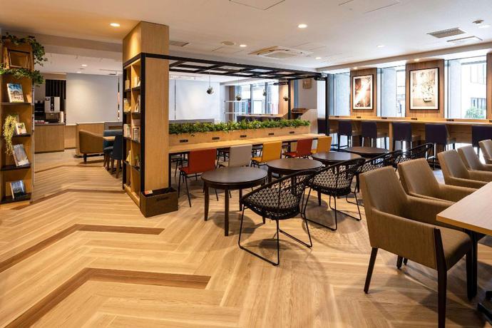 Imagen del bar/restaurante del Hotel Comfort Shin-osaka. Foto 2