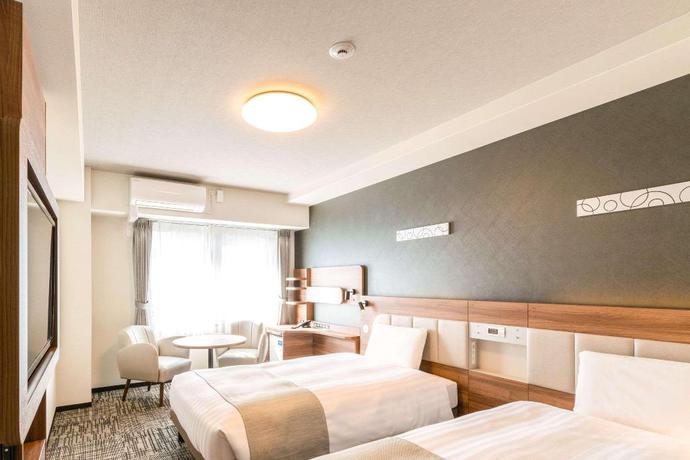 Imagen de la habitación del Hotel Comfort Shin-osaka. Foto 10