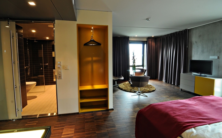 Imagen de la habitación del Hotel Comfort Square. Foto 5