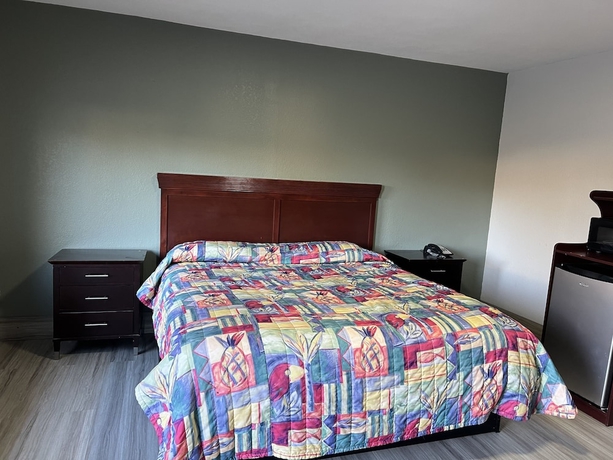 Imagen de la habitación del Hotel Comfort Stay Inn. Foto 8