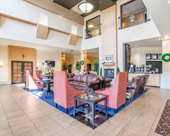 Imagen de los interiores del Hotel Comfort Suites Airport Tukwila Seattle. Foto 12