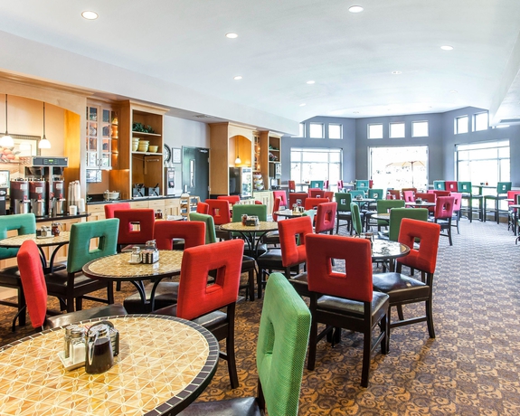 Imagen del bar/restaurante del Hotel Comfort Suites Airport Tukwila Seattle. Foto 3