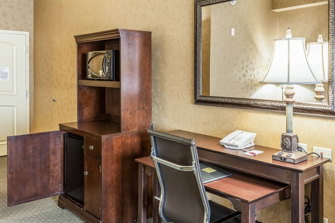 Imagen de la habitación del Hotel Comfort Suites Alamo - Riverwalk. Foto 4