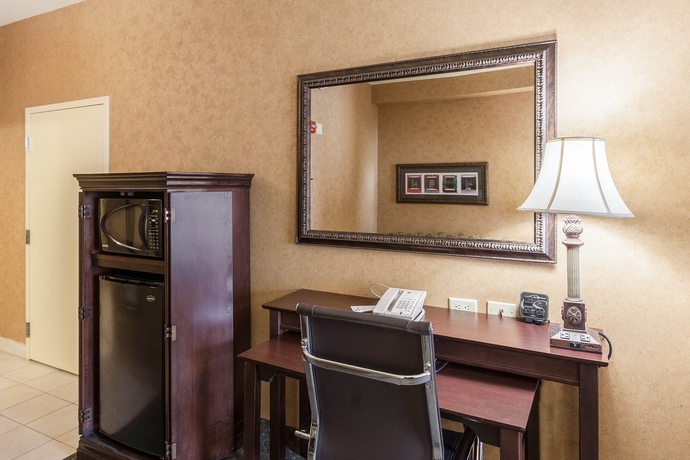 Imagen de la habitación del Hotel Comfort Suites Alamo - Riverwalk. Foto 5