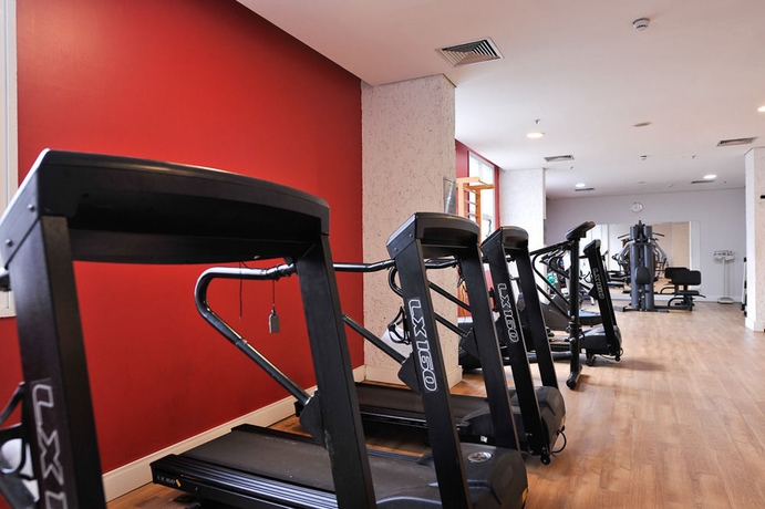 Imagen de los interiores del Hotel Comfort Suites Alphaville. Foto 13