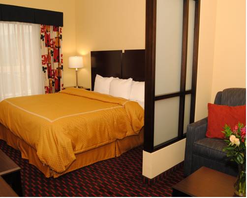 Imagen de la habitación del Hotel Comfort Suites Altoona. Foto 3