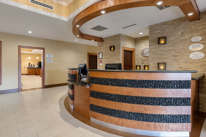 Imagen de los interiores del Hotel Comfort Suites At Katy Mills. Foto 10