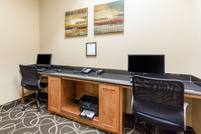 Imagen de los interiores del Hotel Comfort Suites At Katy Mills. Foto 13