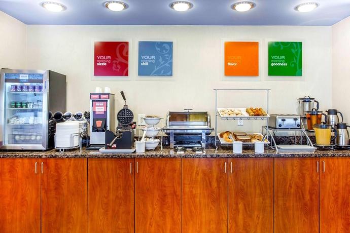 Imagen del bar/restaurante del Hotel Comfort Suites At Kennesaw State University. Foto 4
