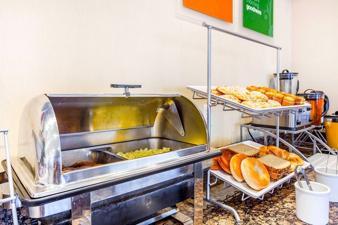 Imagen del bar/restaurante del Hotel Comfort Suites At Kennesaw State University. Foto 6