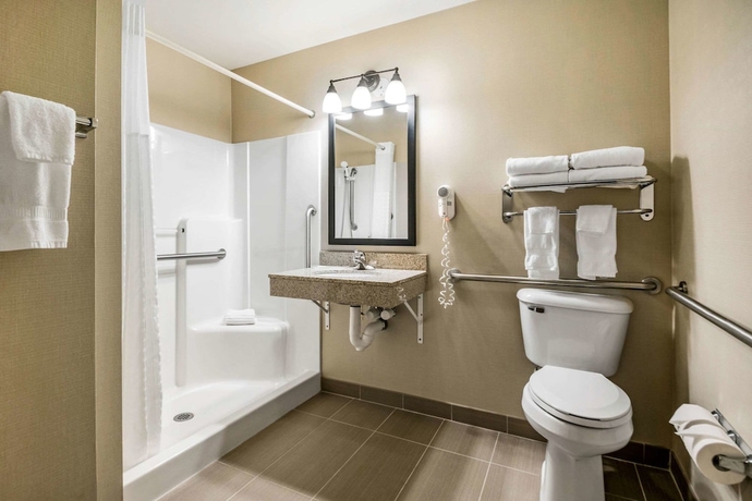 Imagen de la habitación del Hotel Comfort Suites At Par 4 Resort. Foto 5