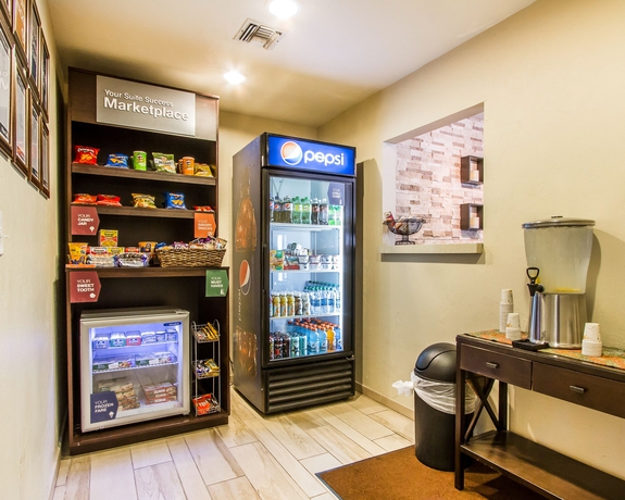Imagen del bar/restaurante del Hotel Comfort Suites At Tucson Mall. Foto 5