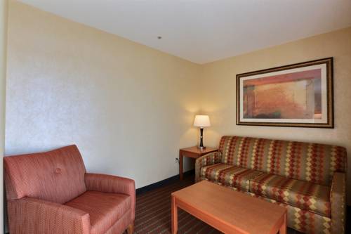 Imagen de la habitación del Hotel Comfort Suites Auburn Hills. Foto 6