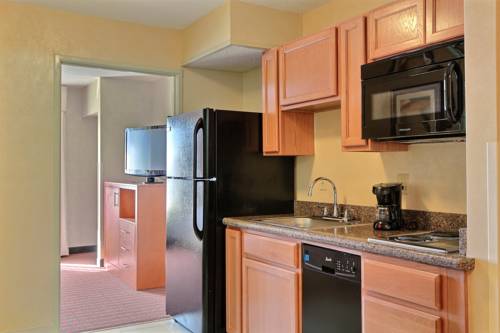 Imagen de la habitación del Hotel Comfort Suites Auburn Hills. Foto 7