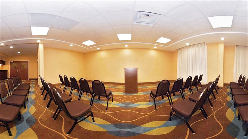 Imagen de los interiores del Hotel Comfort Suites Augusta Riverwatch. Foto 12