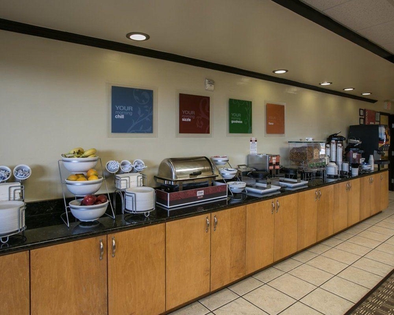 Imagen general del Hotel Comfort Suites Austin Airport. Foto 2