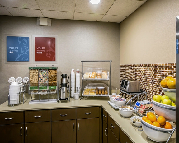 Imagen del bar/restaurante del Hotel Comfort Suites Austin Nw Lakeline. Foto 4