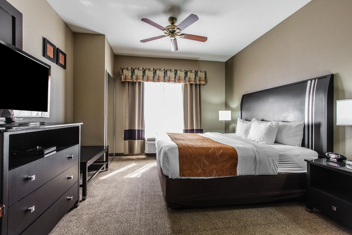 Imagen de la habitación del Hotel Comfort Suites Bakersfield. Foto 8